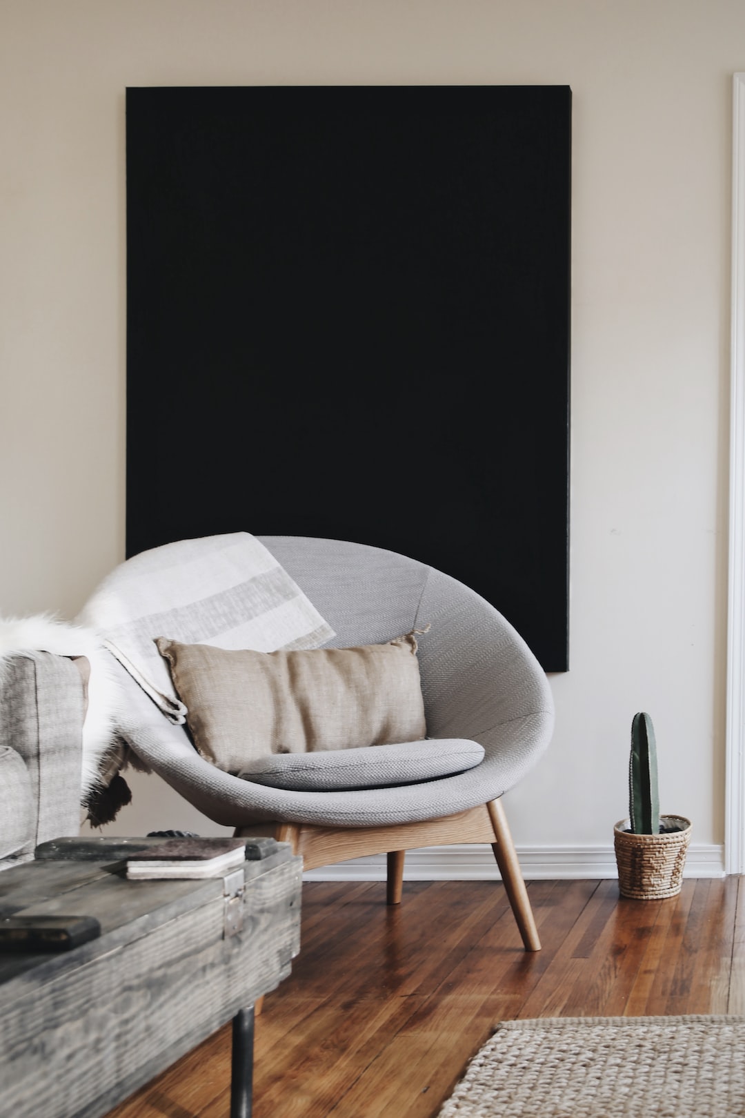 is the 2 3 rule in decorating? Home Decorations